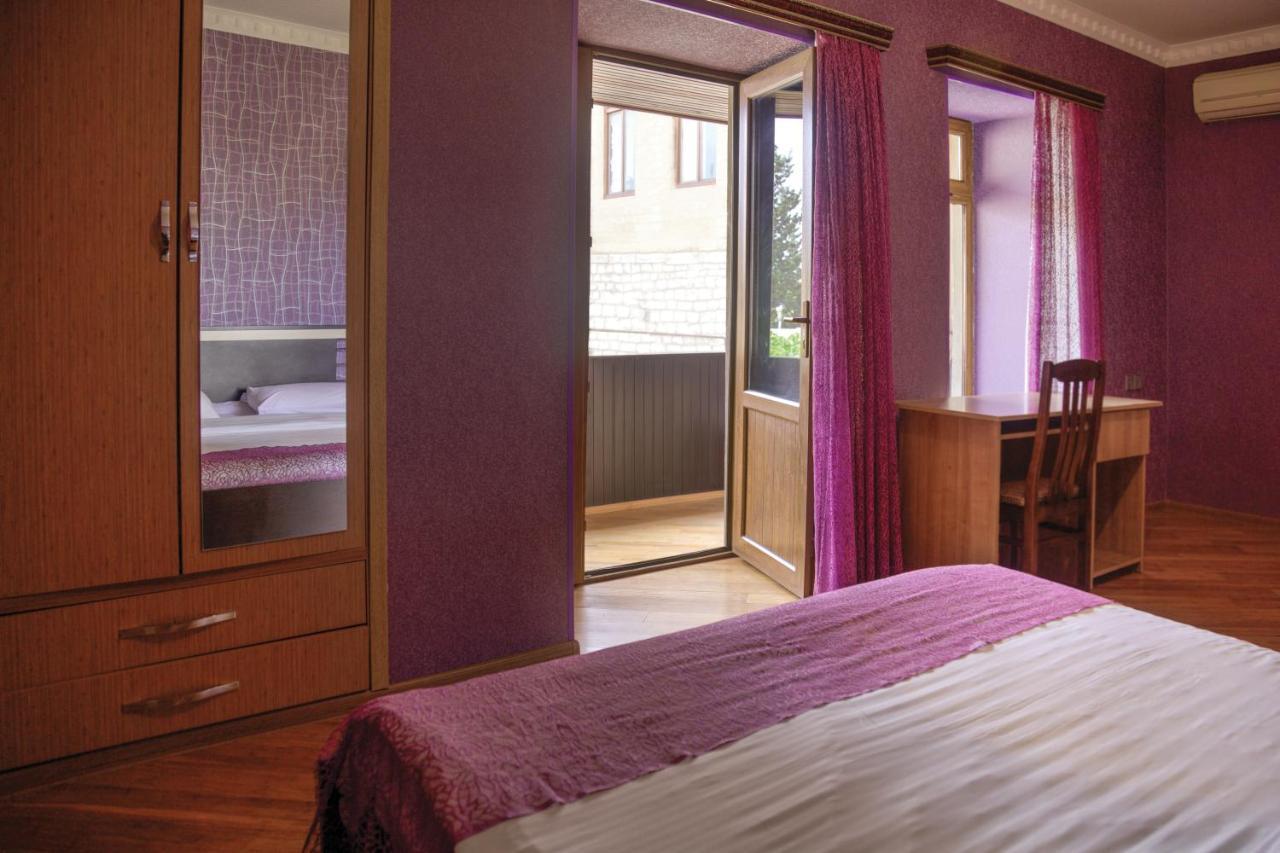 באקו Twin Castle Boutique Hotel מראה חיצוני תמונה