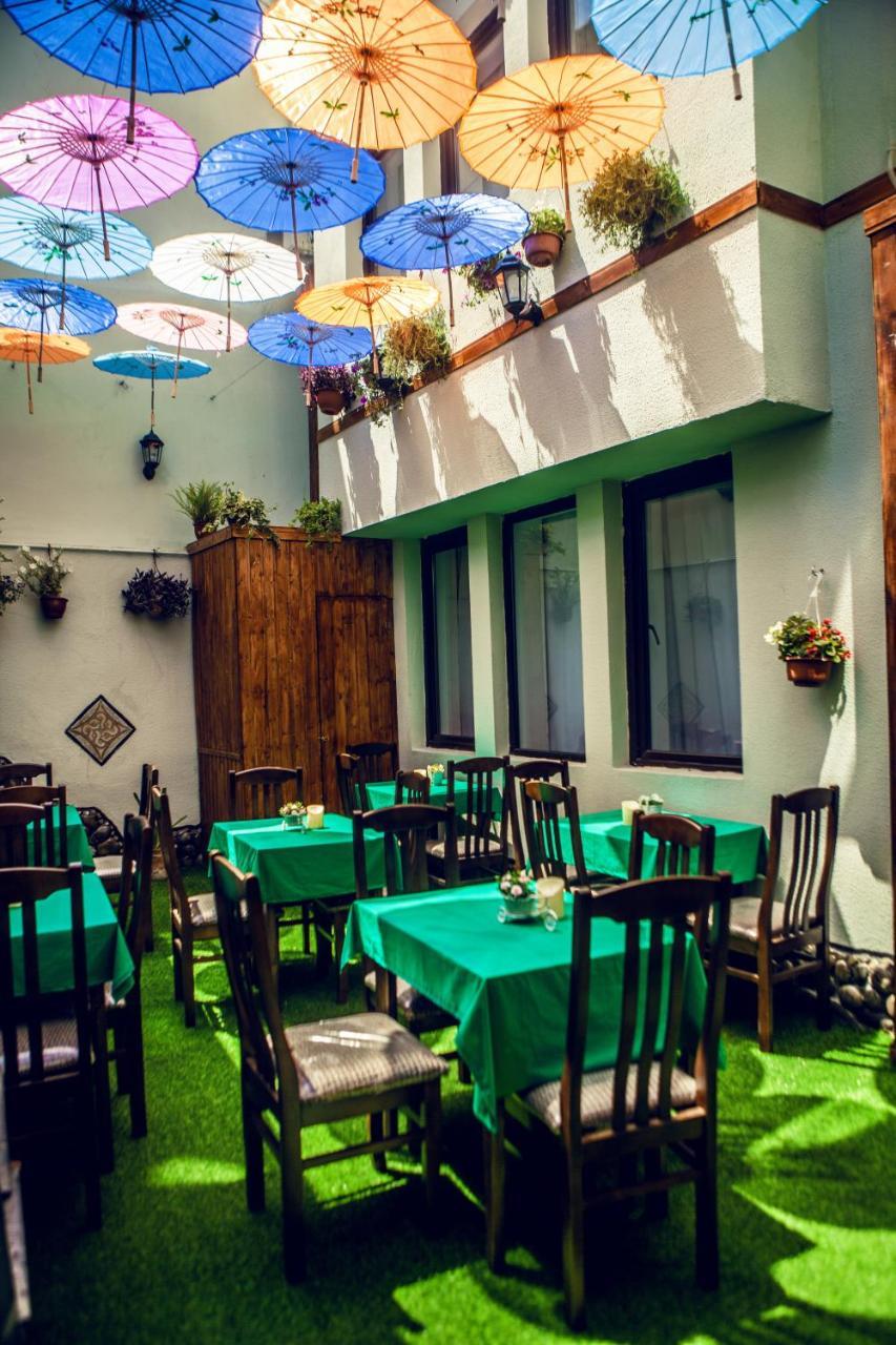 באקו Twin Castle Boutique Hotel מראה חיצוני תמונה