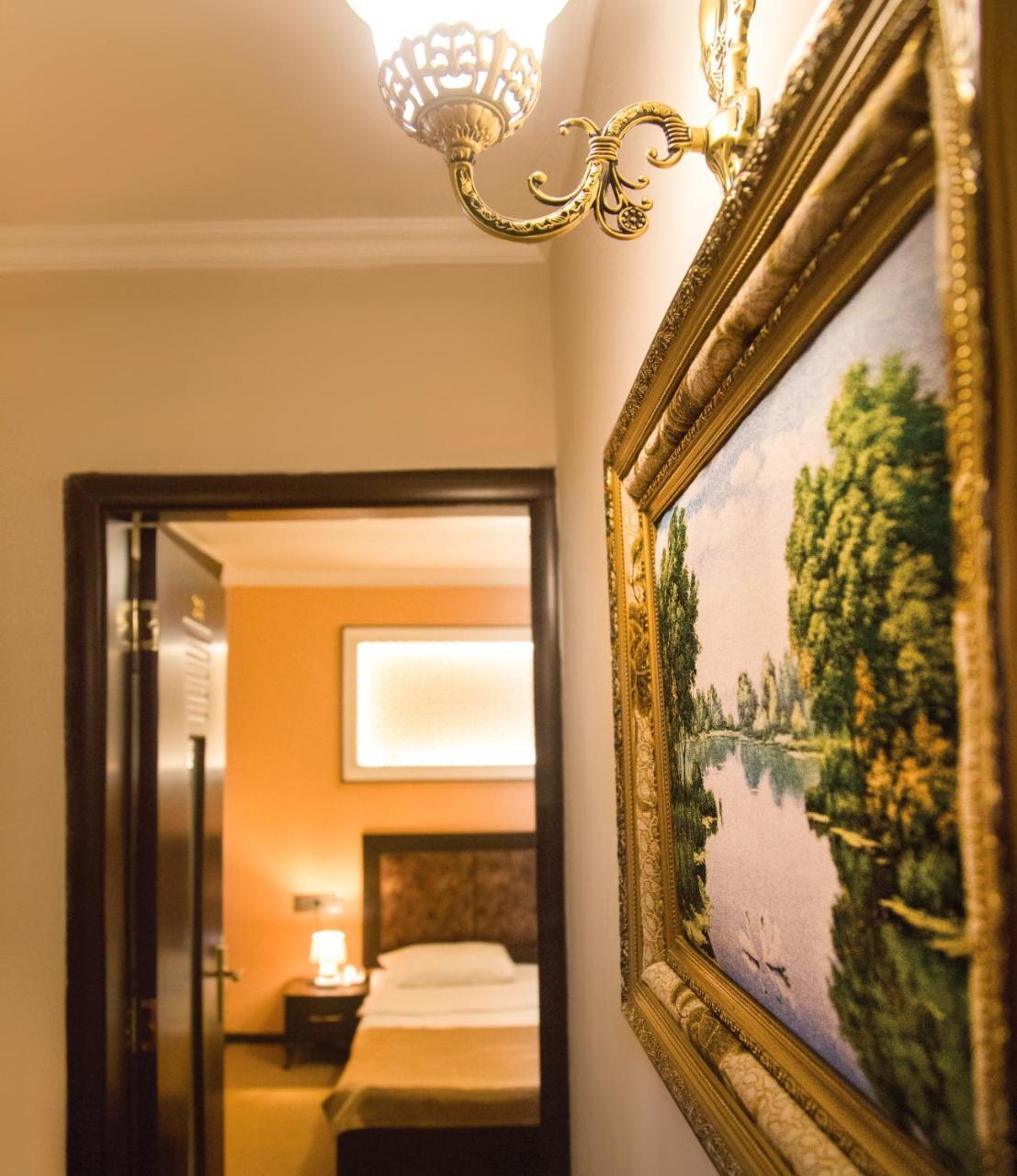 באקו Twin Castle Boutique Hotel מראה חיצוני תמונה